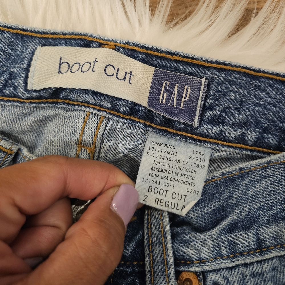 Vintage Midrise GAP Boot Cut Jeans - Picture 5 of 10